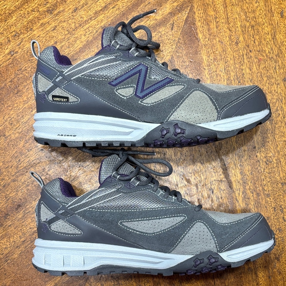 New Balance Gray and Purple Women’s 989 Multisport Size 7 Athletic Shoes